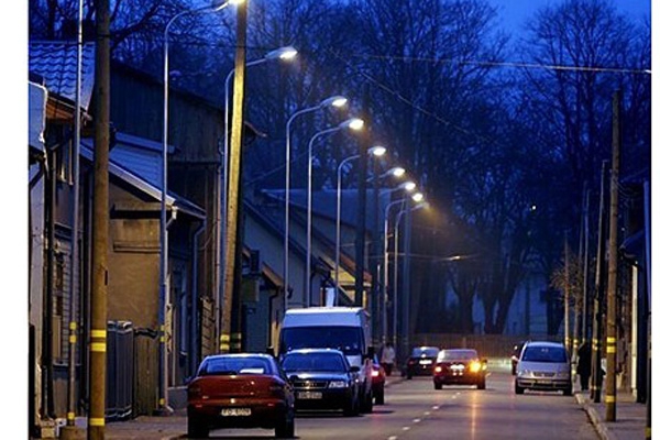 На десяти городских улицах установили 248 энергоэффективных LED светильников