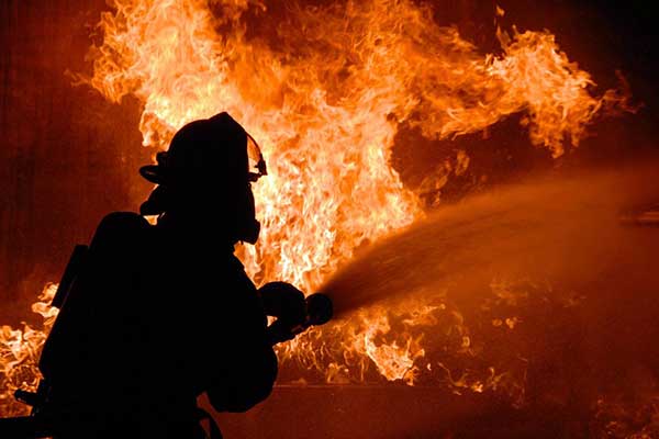 В Резекне случился пожар повышенной опасности