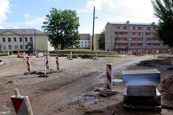 Началось строительство тротуаров на улицах Бривибас и Эзера