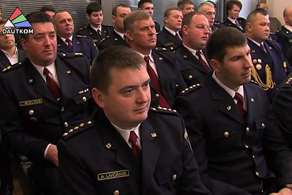 В День полиции награды получили и полицейские из Резекне (видео)