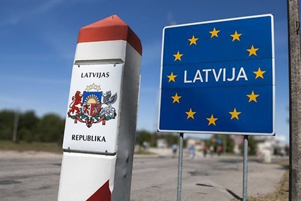 Группа нелегалов пересекла латвийскую границу: задержаны 8 вьетнамцев
