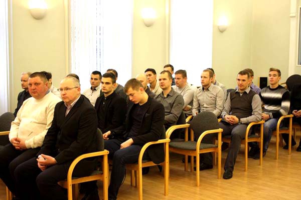 В Резекненской городской думе состоялось чествование футболистов ДЮСШ (фото)