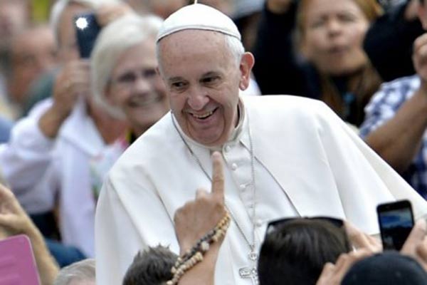 Минблаг одобряет идею о выходном дне в Латгале в честь визита Папы римского