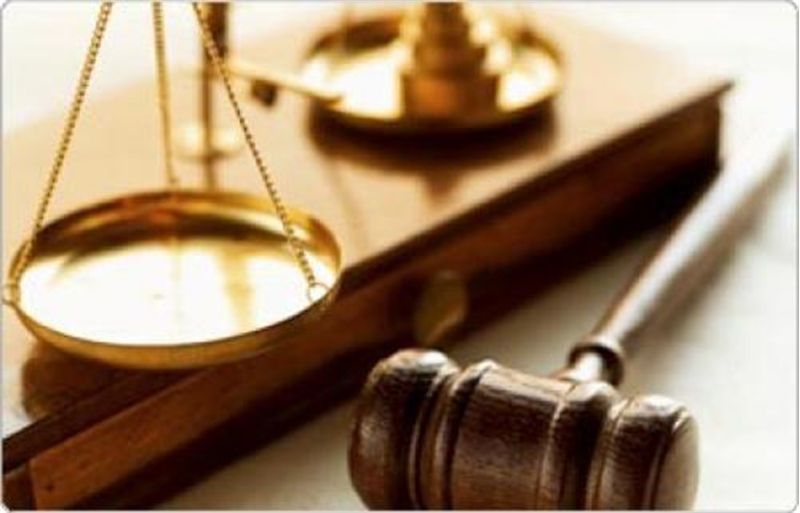 В Думе и учреждениях 17 юристов, но юр. услуги покупаются на стороне