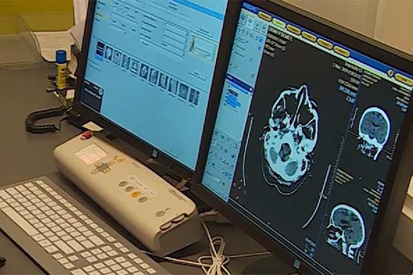 В Резекненской больнице один из современнейших компьютерных томографов в Латвии