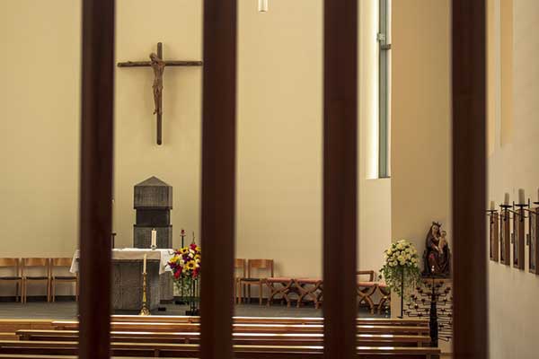 Римско-католическая церковь Латвии выступила с заявлением по поводу задержания священника
