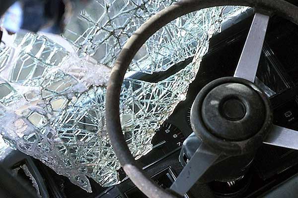 В столкновении автомобилей в Резекненском крае пострадал человек